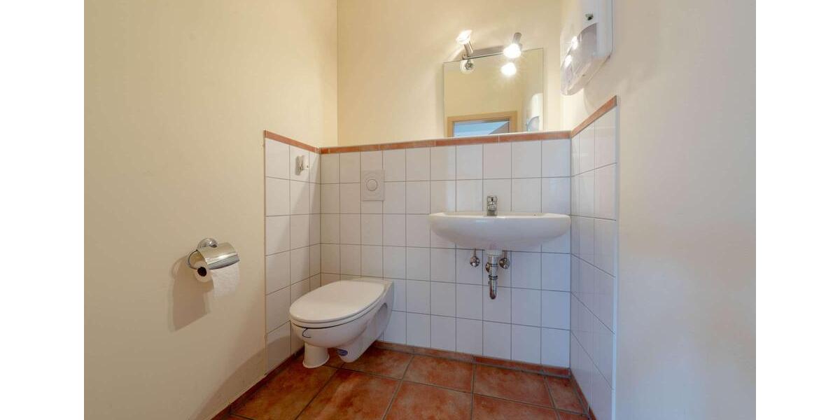 Moderne ca. 89 m² große Bürofläche in verkehrsgünstiger Lage von Südkirchen zimmer