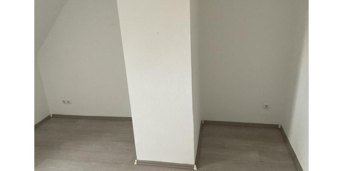 Dachgeschoßwohnung Herne Wanne - 2 Zimmer, 47 m&sup2;, 379&euro; | Angebot:23705970