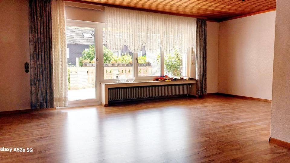 Schönes Häuschen, schöner Garten, gerne auf einen Käufer warten! 7 zimmer