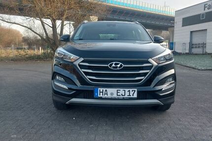 Hyundai TUCSON 124.500 km 12.999 &euro; Hagen 58099