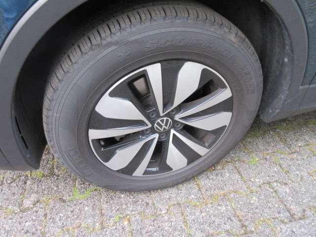 VW Tiguan MOVE 1.5 TSI DSG NAVI AHK KAMERA LED ALU AC 38.000 km 29.988 € Bergkamen 59192