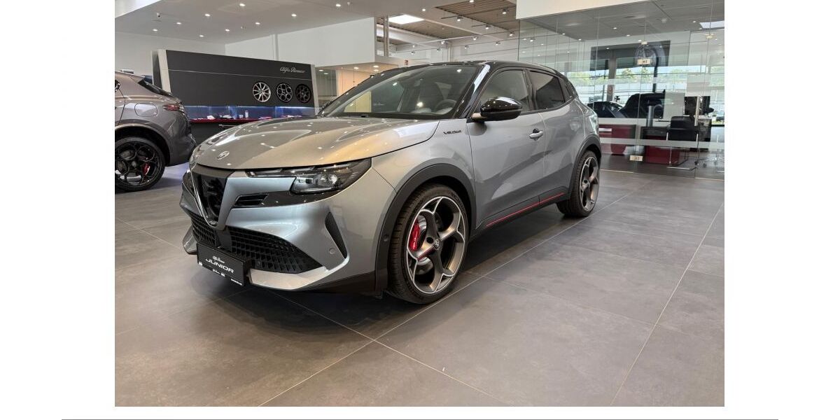 Alfa Romeo Junior 18.000 km 38.485 &euro; Dortmund 44145