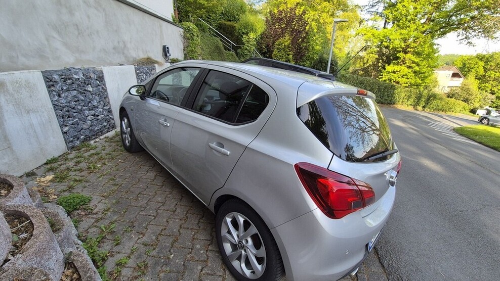 Corsa E