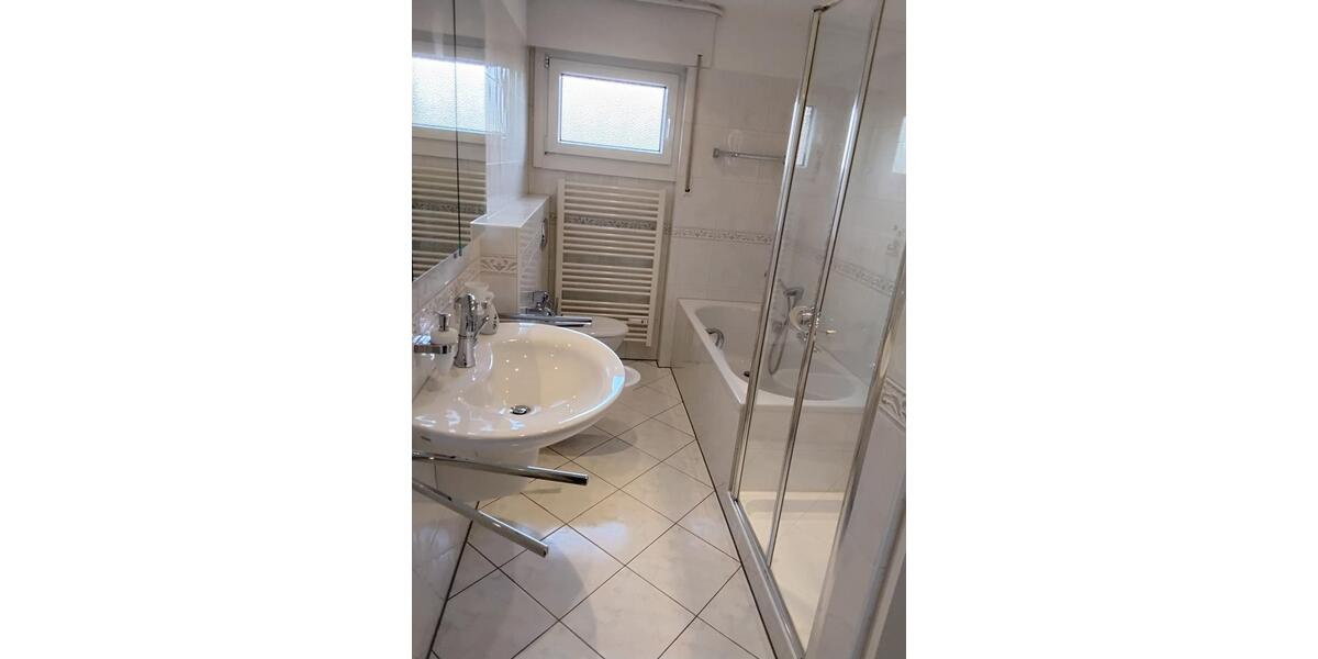 Erdgeschoßwohnung Bochum Bochum-Südwest - 4 Zimmer, 151 m&sup2;, 1.595&euro; | Angebot:26312981