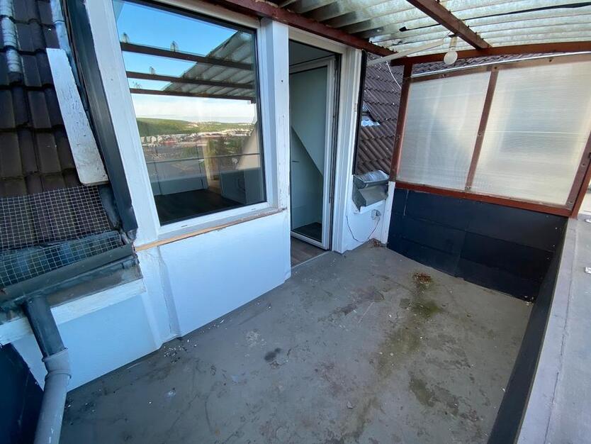 Schöne DG Wohnung mit wunderschönem Ausblick zimmer