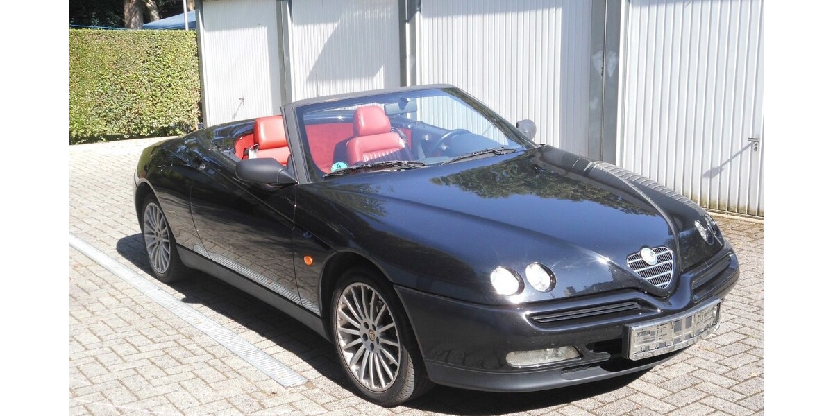 Alfa Romeo Spider 128.000 km 4.390 &euro; Herne 44623
