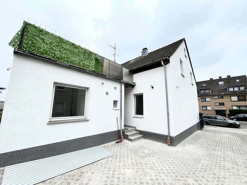 Haus zum Kaufen in Essen 399.000 € 106.69 m² 7 zimmer