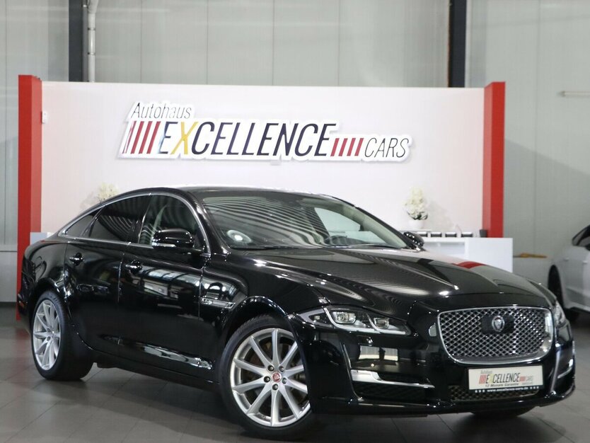 Jaguar XJ 3.0D V6 PREMIUM LUXURY / PANORAMA / LED 46.000 km 27.111 € Hamm 59077