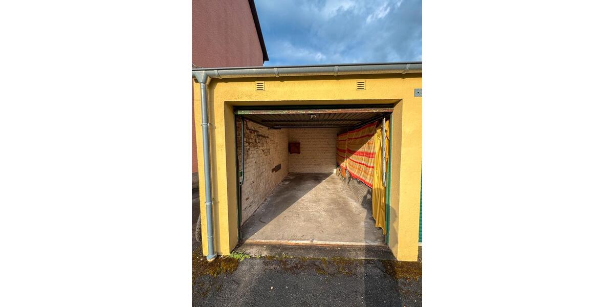 Garagen / Stellplätze Bochum Wiemelhausen - 80&euro; | Angebot:26659963
