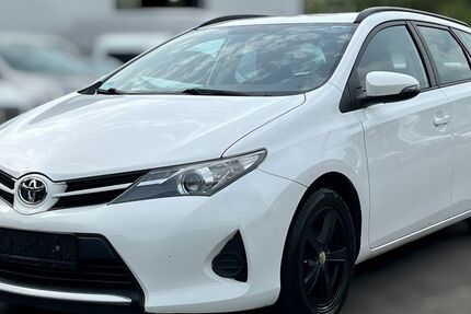 Toyota Auris 160.000 km 4.900 &euro; Hagen 58135