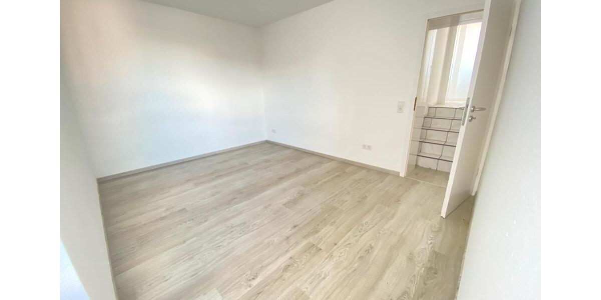 Frisch renovierte 2 Zimmerwohnung 2 zimmer