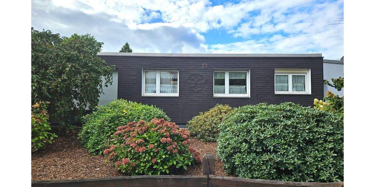 Exklusiver Atrium-Bungalow mit Gartenfläche in begehrter Lage von Sprockhövel-Haßlinghausen 5 zimmer