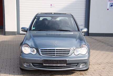 Mercedes-Benz C 180 127.000 km 7.450 € Velbert 42549