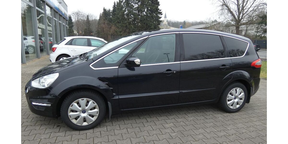 Ford S-Max 131.000 km 9.200 &euro; Bergkamen 59192