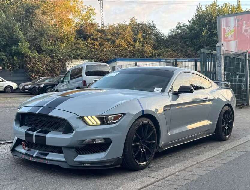 Ford Mustang 125.361 km 35.000 € Dortmund 44135