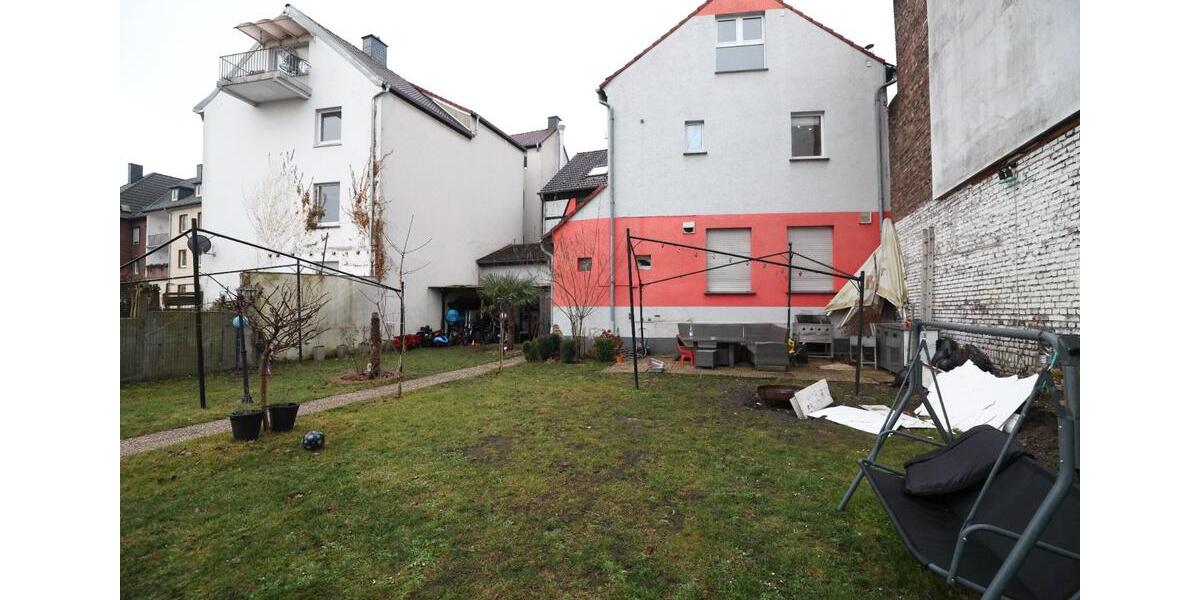 Einfamilienhaus Castrop-Rauxel Rauxel - 11 Zimmer, 245 m&sup2;, 449.000&euro; | Angebot:25231016