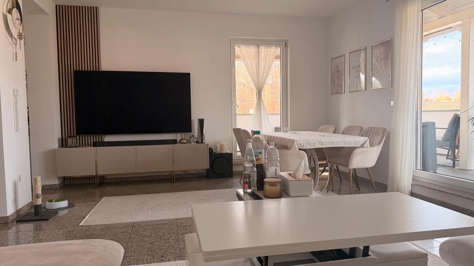 Etagenwohnung Hemer - 2 Zimmer, 81 m&sup2;, 205.000&euro; | Angebot:24769459