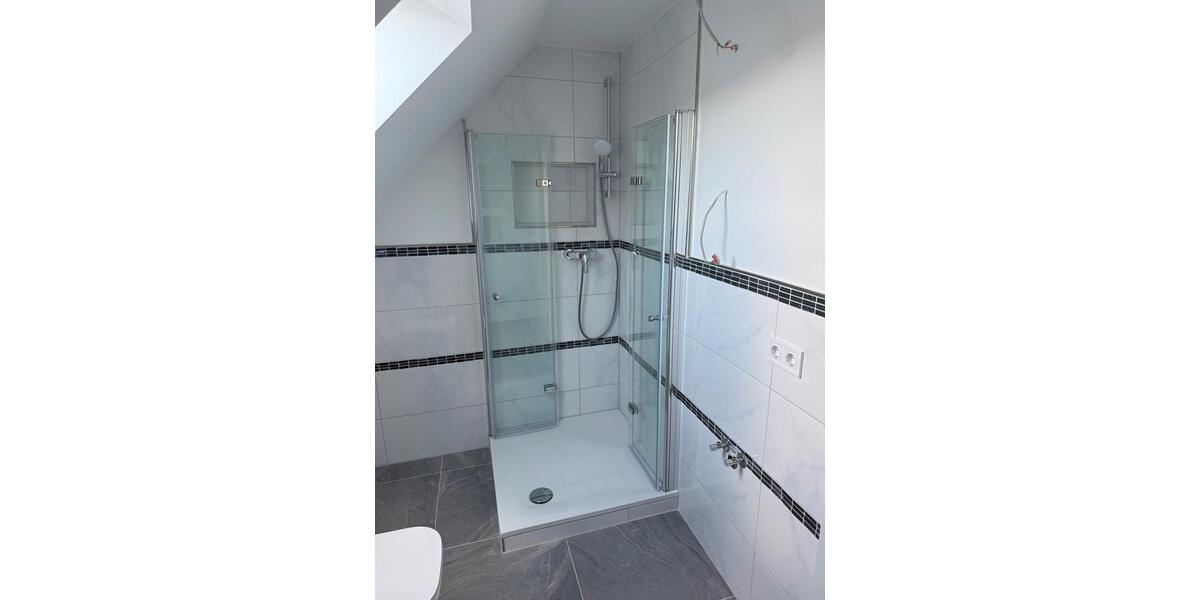 Dachgeschoßwohnung Hagen Hohenlimburg - 5 Zimmer, 950&euro; | Angebot:23297106