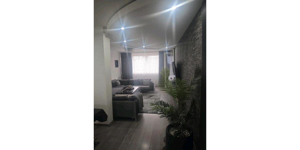 Etagenwohnung Bochum Laer - 3 Zimmer, 80 m&sup2;, 175.000&euro; | Angebot:24787292