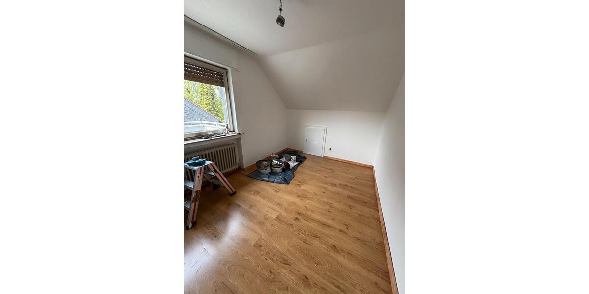 Dachgeschoßwohnung Sprockhövel - 3 Zimmer, 78 m&sup2;, 480&euro; | Angebot:26628586