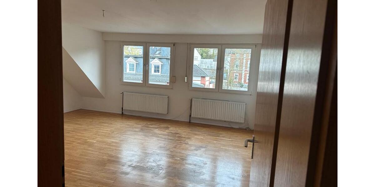 Etagenwohnung Hemer - 3.5 Zimmer, 95 m&sup2;, 900&euro; | Angebot:26088189