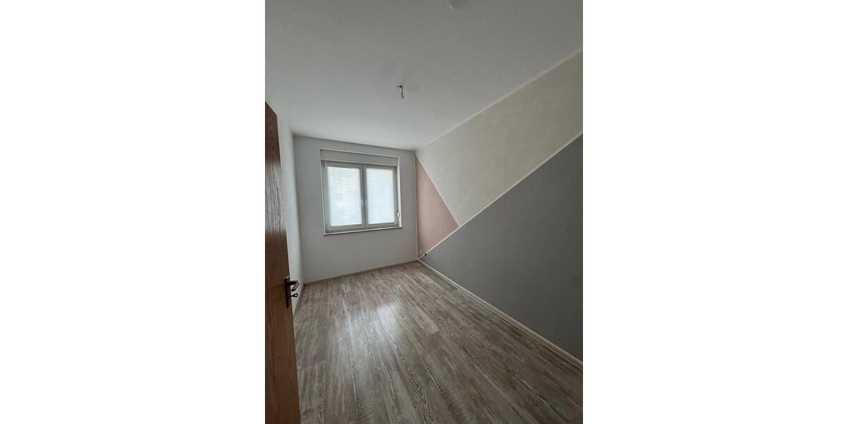 Etagenwohnung Ennepetal - 3 Zimmer, 76 m&sup2;, 180.000&euro; | Angebot:24626059