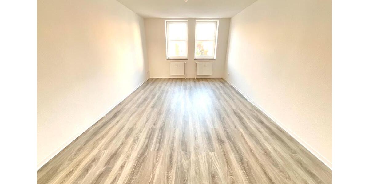 Schöne 2-Raumwohnung in zentraler Lage zimmer