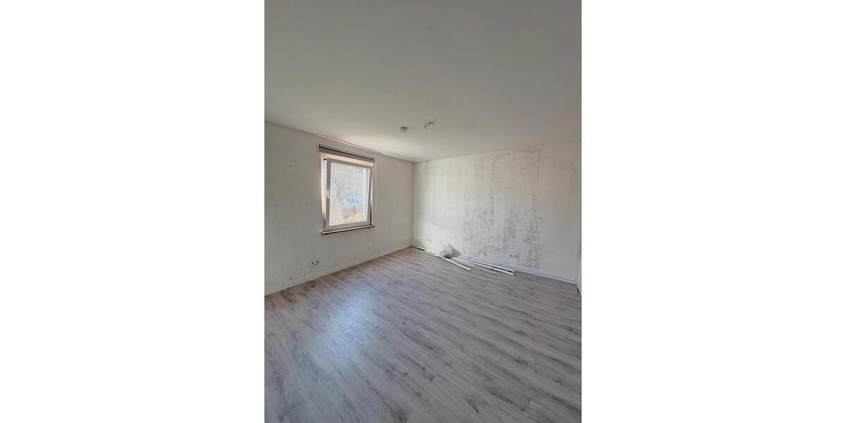 Erdgeschoßwohnung Bergkamen - 4 Zimmer, 100 m&sup2;, 620&euro; | Angebot:25635902