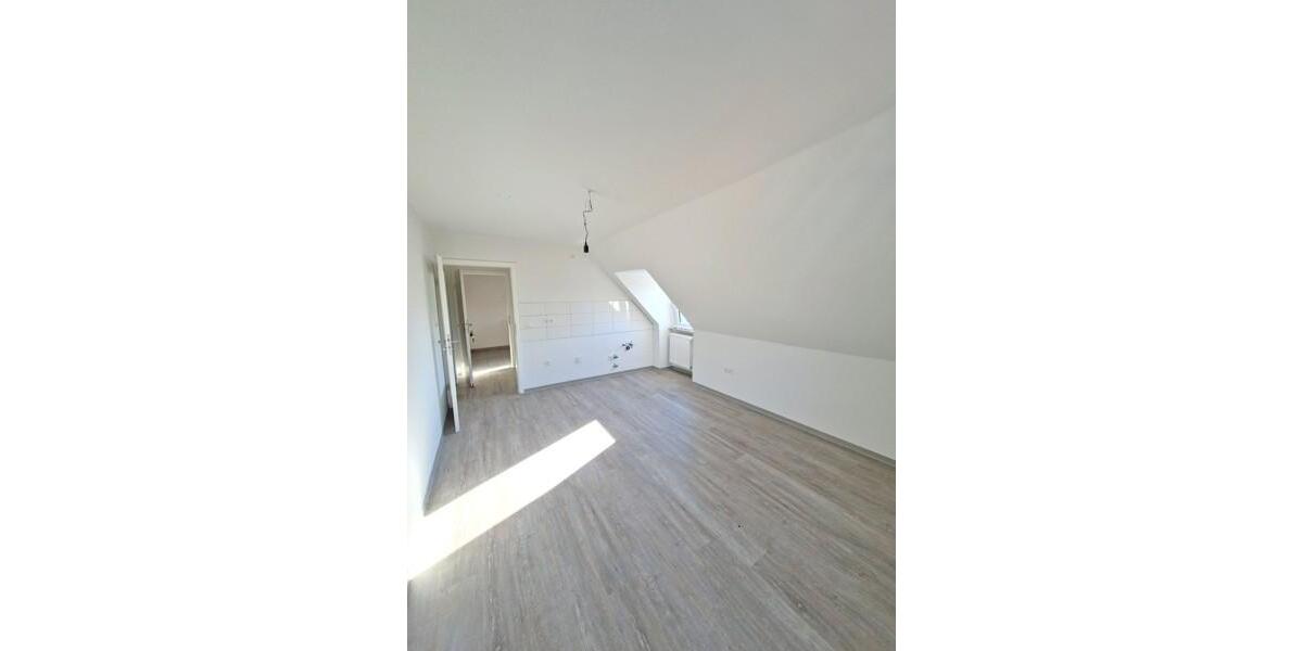 Dachgeschoßwohnung Dortmund Innenstadt West - 3 Zimmer, 38 m&sup2;, 460&euro; | Angebot:25795077