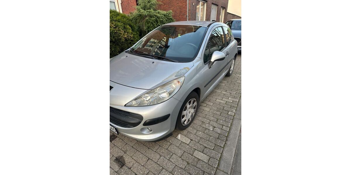Peugeot 207 144.080 km 1.300 &euro; Herten 45699