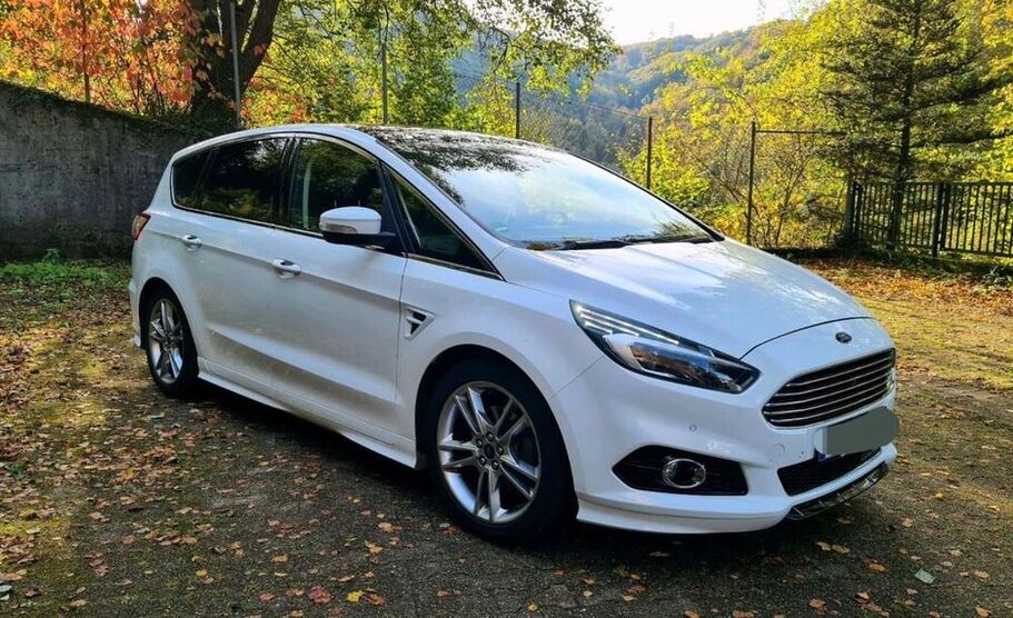 S-Max