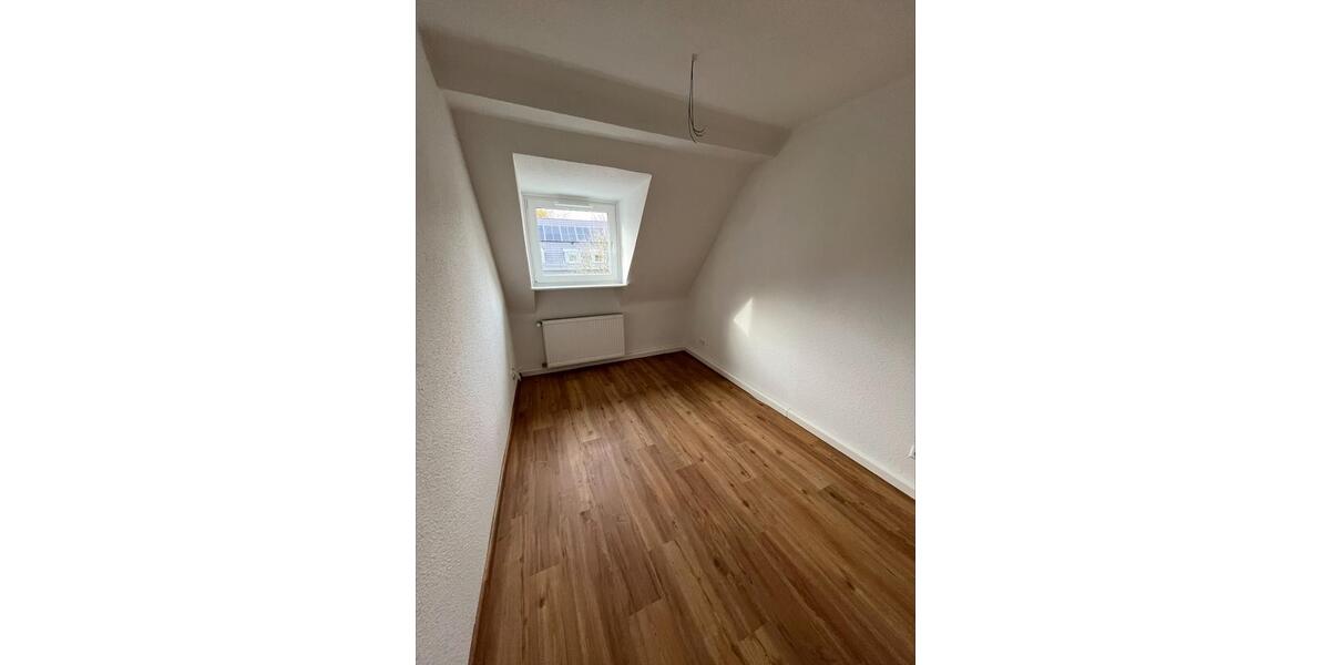 Dachgeschoßwohnung Dortmund Innenstadt West - 2.5 Zimmer, 50 m&sup2;, 591&euro; | Angebot:25644071