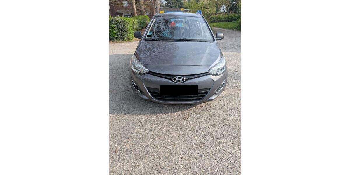 Hyundai i20 109.000 km 4.300 &euro; Hagen 58093