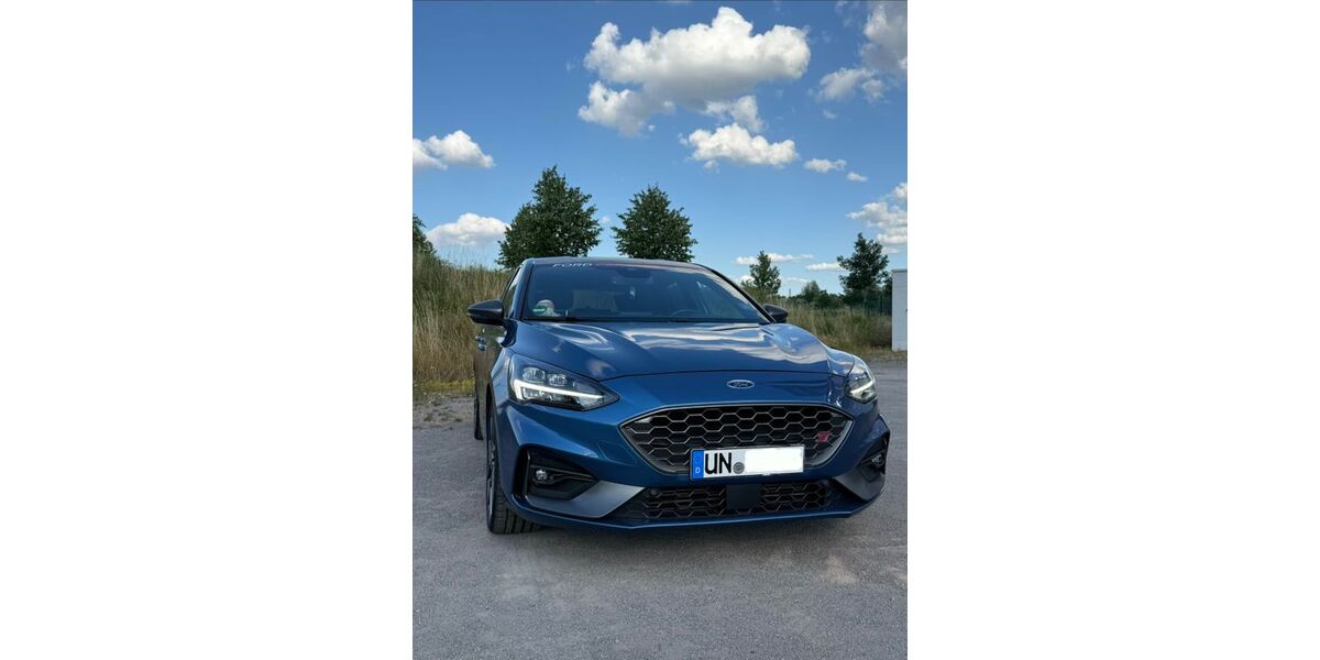 Ford Focus 86.300 km 23.900 &euro; Unna 59425