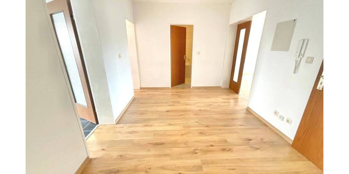Zimmer Recklinghausen Süd - 3 Zimmer, 82 m&sup2;, 619&euro; | Angebot:25739711