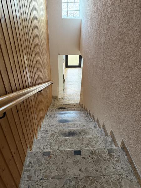 Vermietete ETW in 2 Fam.- Haus sucht neuen Besitzer