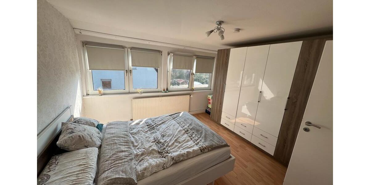 Dachgeschoßwohnung Lünen Alstedde - 3.5 Zimmer, 65 m&sup2;, 448&euro; | Angebot:25875986
