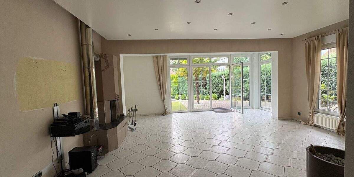 Einzigartiges 2-Familienhaus mit Charme und sonnigen Garten 5 zimmer