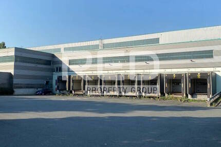 Exklusiv über RED: Lager inkl. gesprinklertem Hochregal mit 18.000 Palettenstellplätzen zimmer