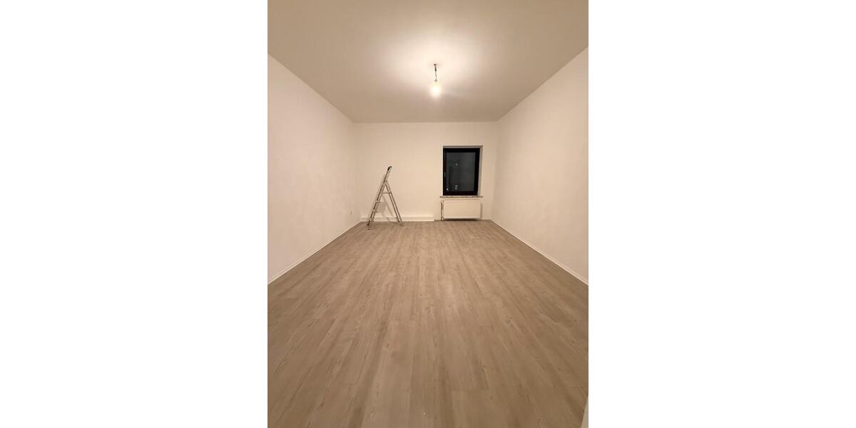 Dachgeschoßwohnung Herne Wanne-Bickern - 6 Zimmer, 130 m&sup2;, 1.500&euro; | Angebot:24774249