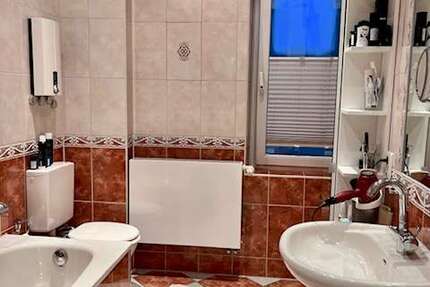 Wohnung zum Mieten in Castrop-Rauxel 1.150 € 130 m² 5 zimmer