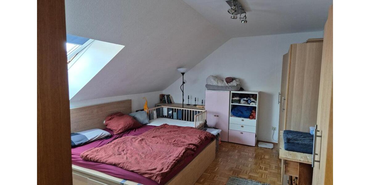 Dachgeschoßwohnung Dortmund Aplerbeck - 3.5 Zimmer, 98 m&sup2;, 840&euro; | Angebot:25931880