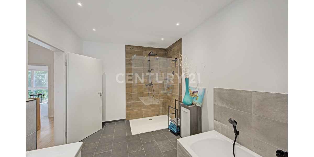 Einmalig: Neuwertiges Zuhause statt Neubaustress. Innovation pur! 5 zimmer