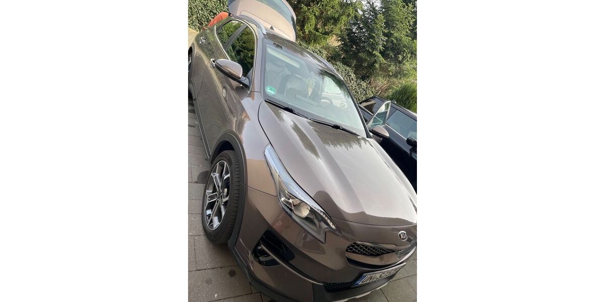 Kia XCeed 75.000 km 17.990 &euro; Bergkamen 59192