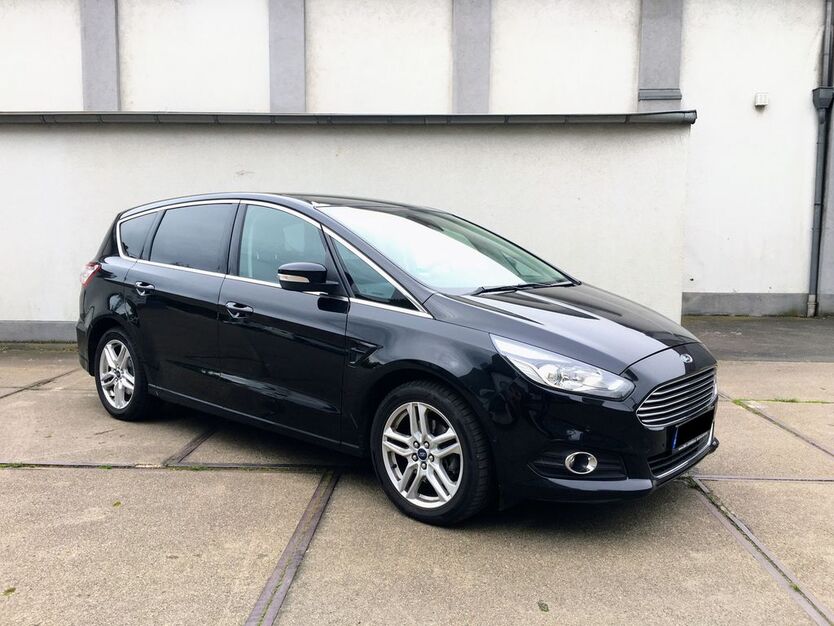 Ford S-Max 160.500 km 13.450 € Bochum 44801