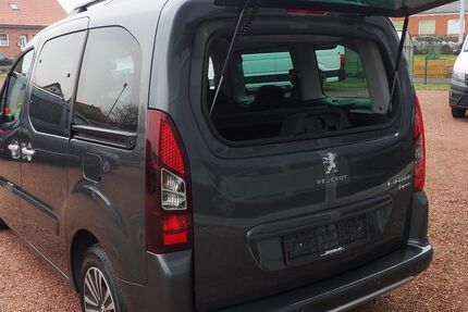 Peugeot Partner 54.525 km 11.490 &euro; Südkirchen 59394