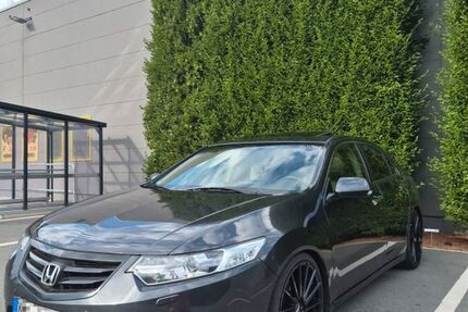 Honda Accord 180.000 km 10.200 &euro; Hemer 58675