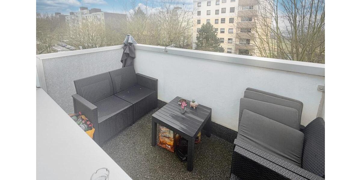Etagenwohnung Bochum Höntrop - 4.5 Zimmer, 83 m&sup2;, 189.000&euro; | Angebot:24753431