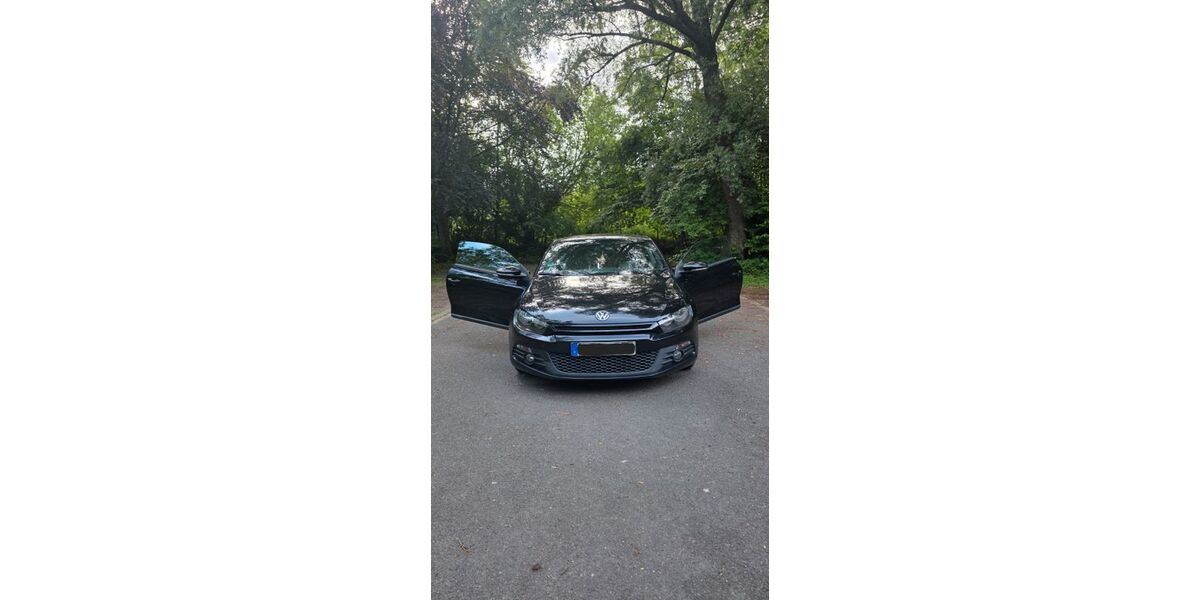 VW Scirocco 199.800 km 5.800 &euro; dortmund 44145