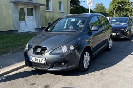 Seat Altea 161.111 km 3.750 &euro; Recklinghausen 45663
